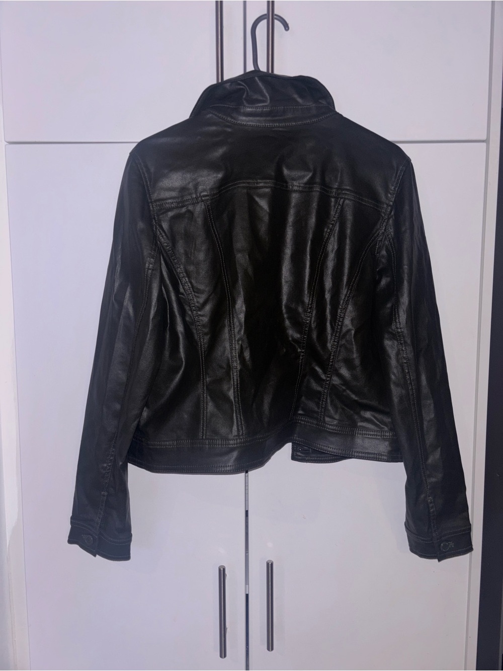 Classic Women's Black Faux Leather lightweight Jacket Sz L